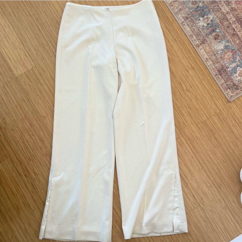 White House Black Market Ivory Satin lined trousers